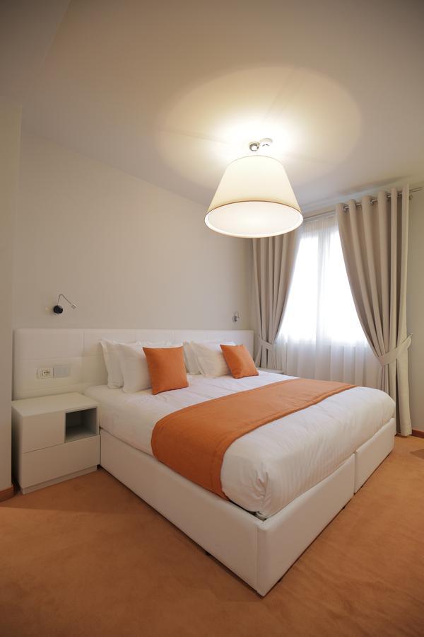 Hotel Bulqiza Bulqizë エクステリア 写真
