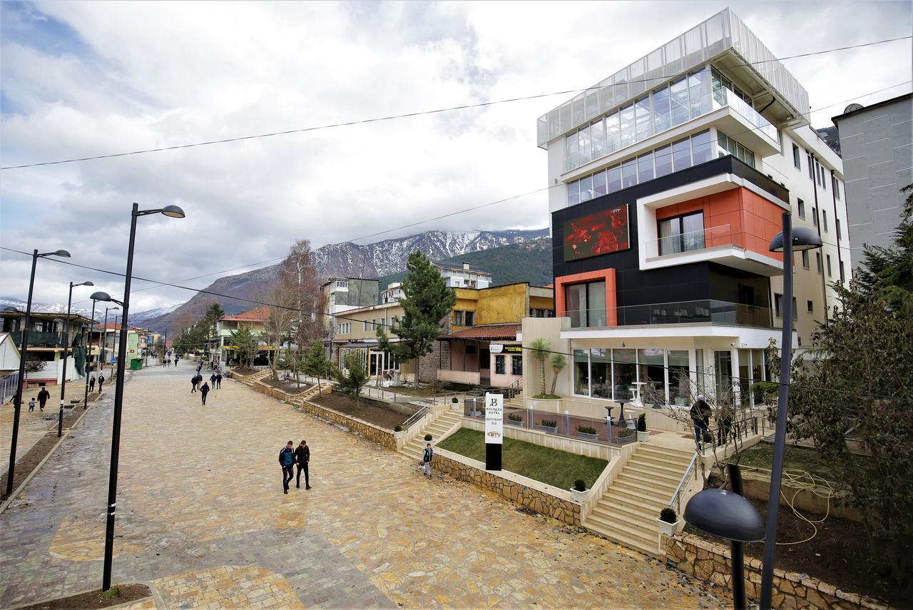 Hotel Bulqiza Bulqizë エクステリア 写真